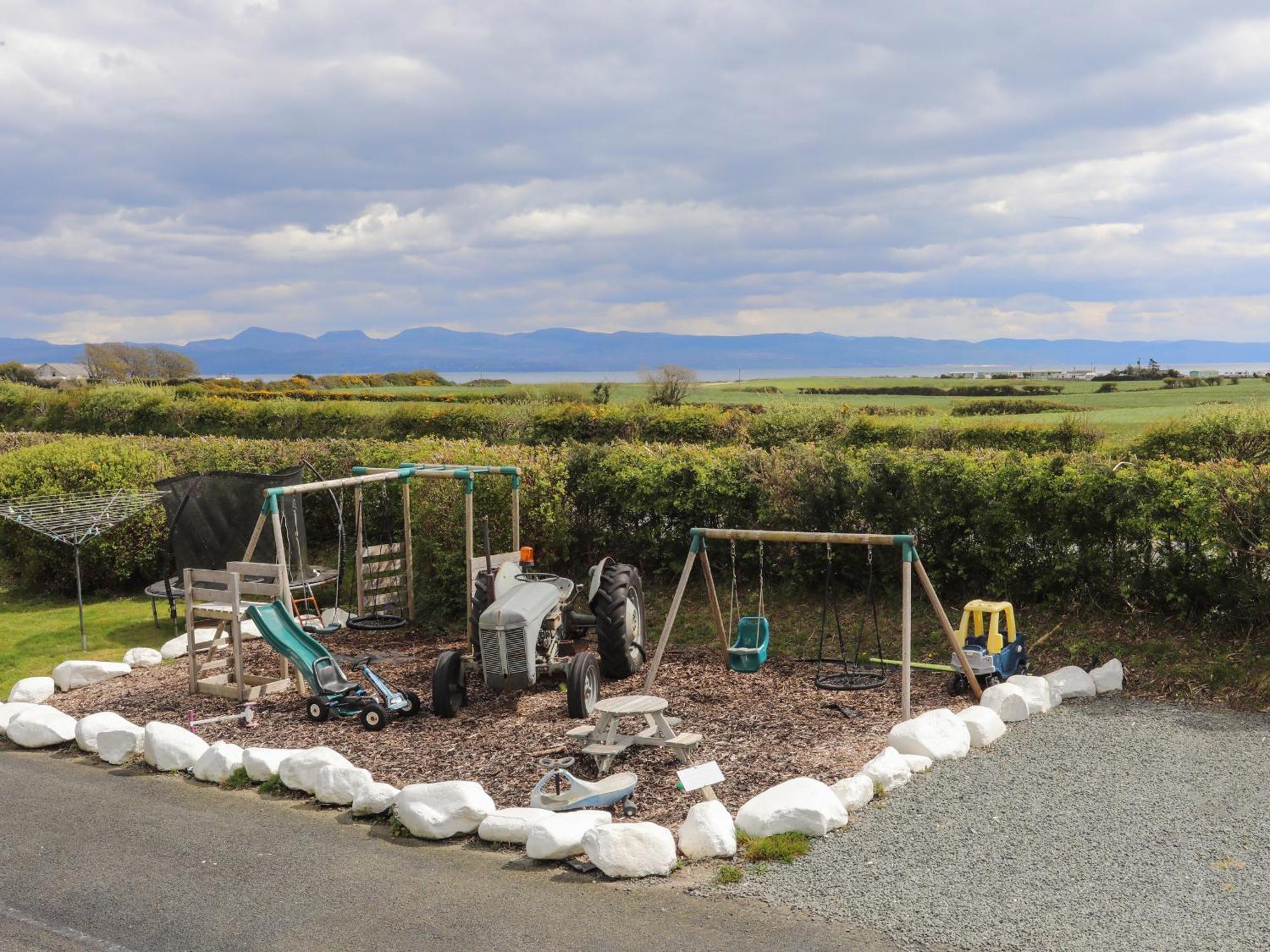 Tan Yr Allt Pwllheli Exteriör bild
